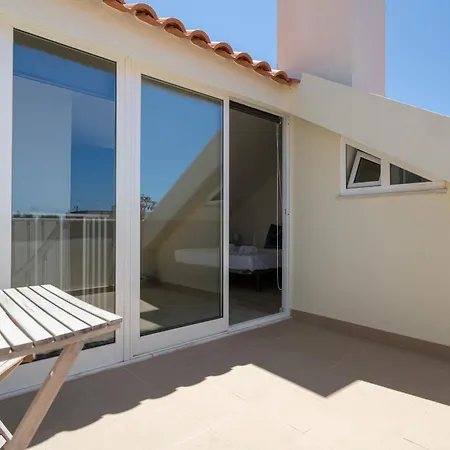 Beguest - Cascais * Parede